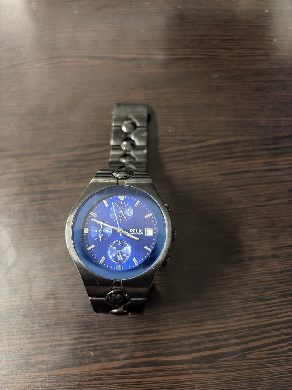 Relic Men's blue Dial black Silver Metal Wristwatch Analog